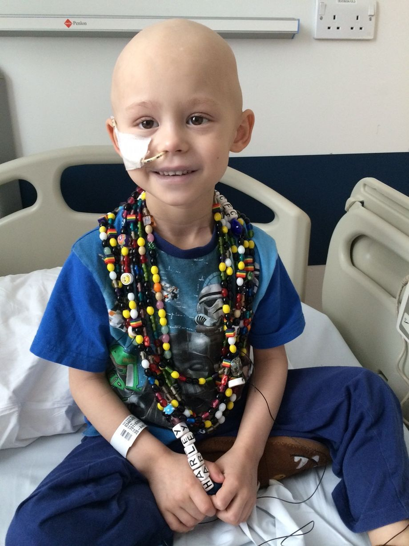 Illustration for article titled This 5-Year-Old Boy Is Battling Cancer Dressed As A Ninja Turtle